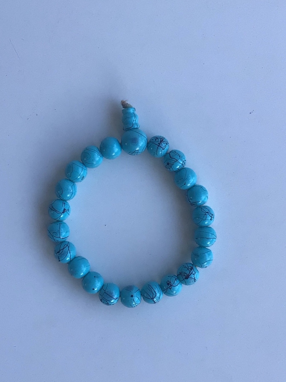 Teal bead marble like print stretchy bracelet